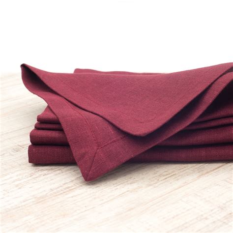 discount linen napkins wholesale.